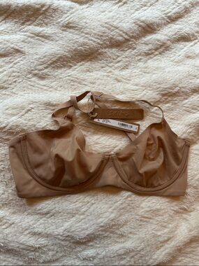 SKIMS Fits Everybody Demi Underwire Bra in Warm Nude